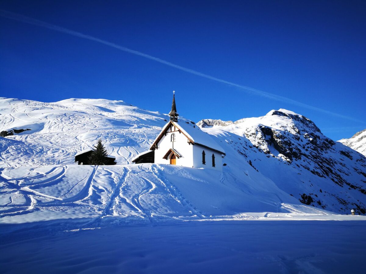 präststigen pèlerinage arctique chapelle alkavare change